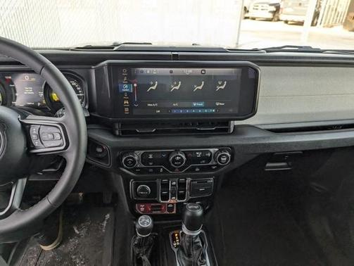 2025 Jeep Wrangler 4xe Sport