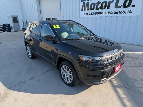 2022 Jeep Compass Latitude Lux