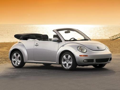 Blue 2007 Volkswagen New Beetle