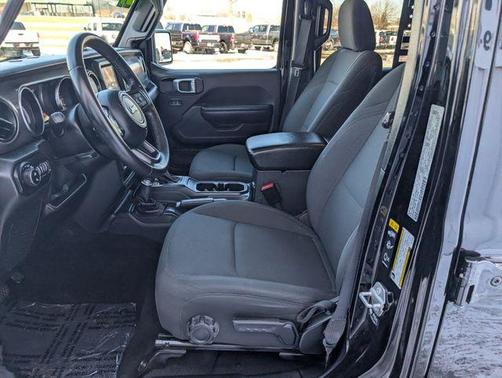 2021 Jeep Gladiator Sport