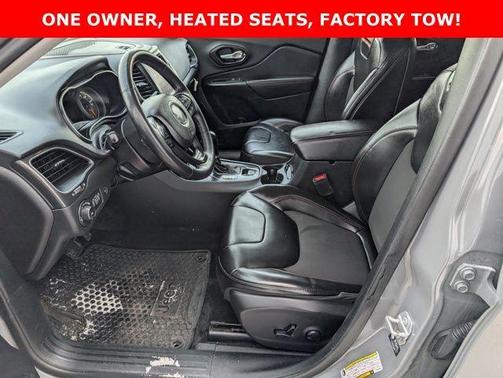 2023 Jeep Cherokee Trailhawk