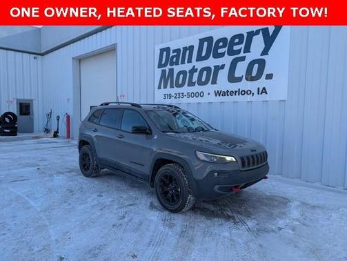 2023 Jeep Cherokee Trailhawk