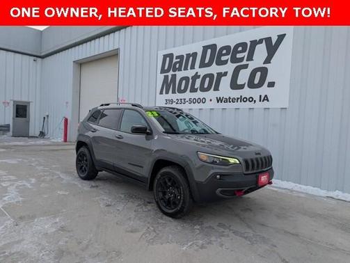 2023 Jeep Cherokee Trailhawk