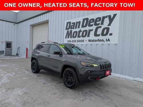 2023 Jeep Cherokee Trailhawk