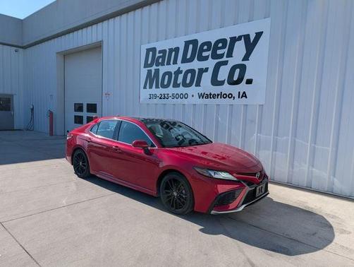 Supersonic Red / Midnight Black Metallic 2023 Toyota Camry XSE