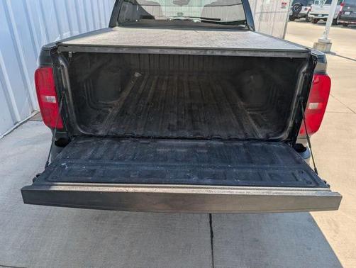 Black 2020 Chevrolet Colorado LT
