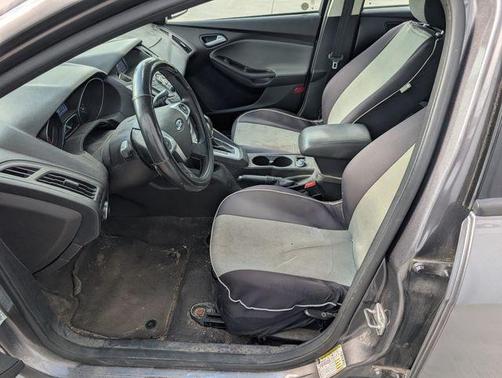 Sterling Gray Metallic 2014 Ford Focus SE