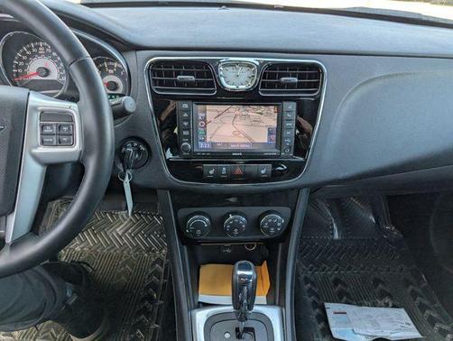 Deep Cherry Red Crystal Pearlcoat 2013 Chrysler 200 Limited