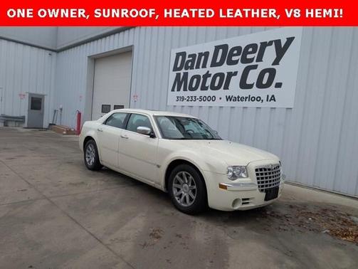 2005 Chrysler 300C Base