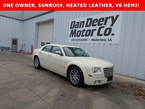2005 Chrysler 300C Base