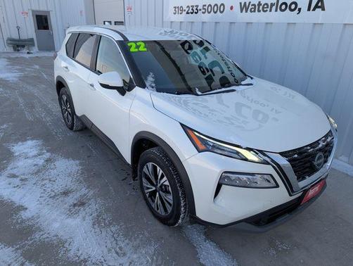 2022 Nissan Rogue SV