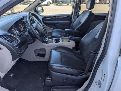 White Knuckle Clearcoat 2019 Dodge Grand Caravan SXT