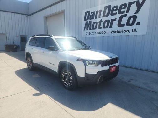 Bright White Clearcoat 2026 Jeep Cherokee LAREDO/LIMITED