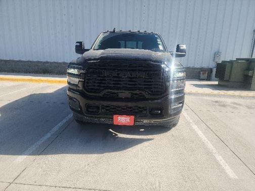 Diamond Black 2026 RAM 3500 Big Horn