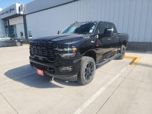 Diamond Black 2026 RAM 3500 Big Horn