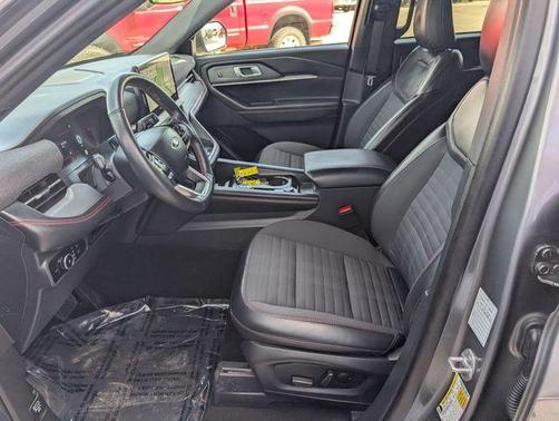 Gray Metallic 2025 Ford Explorer ST-Line