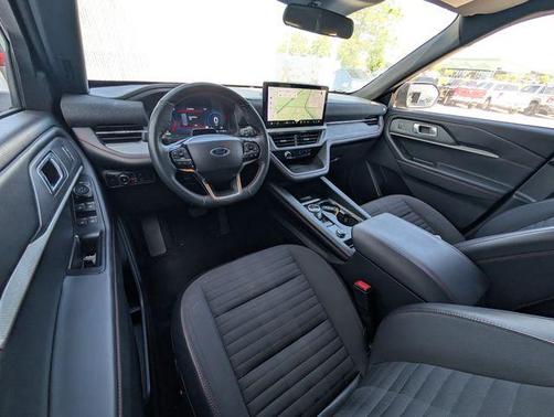 Gray Metallic 2025 Ford Explorer ST-Line