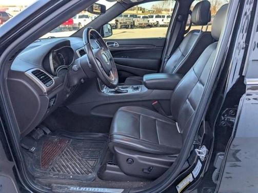 2017 Jeep Grand Cherokee Summit