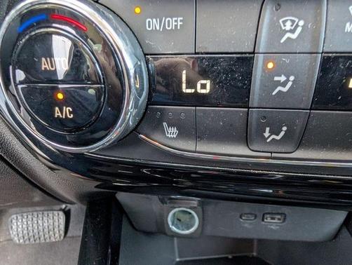 Sterling Gray Metallic 2025 Chevrolet Trax LT