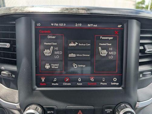 Diamond Black 2019 RAM 1500 Big Horn