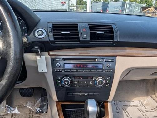 2010 BMW 128 i