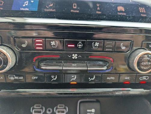 Diamond Black 2021 Jeep Grand Cherokee L Summit