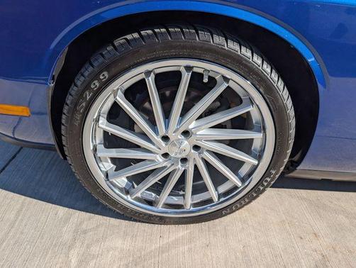 2012 Dodge Challenger SXT