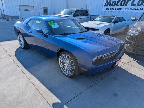 2012 Dodge Challenger SXT