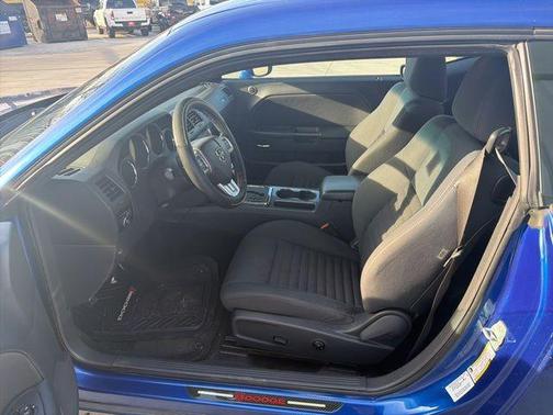 2012 Dodge Challenger SXT