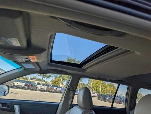 2012 Toyota Highlander SE