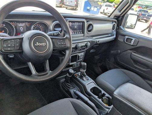Black Clearcoat 2023 Jeep Gladiator Sport