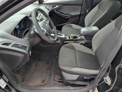 Tuxedo Black Metallic 2014 Ford Focus SE