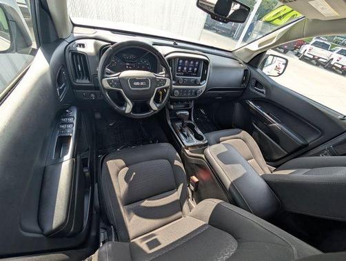 Summit White 2020 GMC Canyon SLE