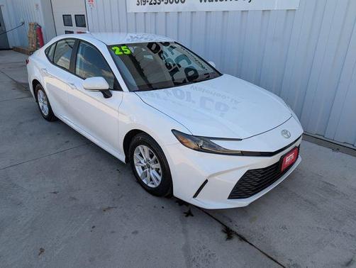 Ice 2025 Toyota Camry LE