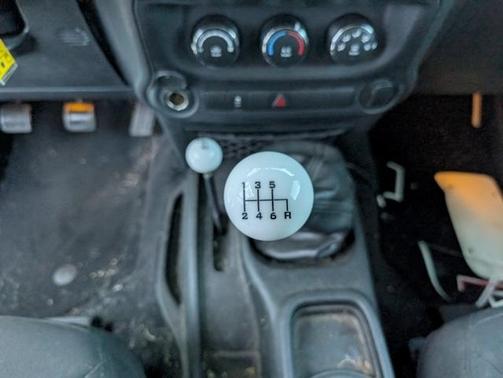 2016 Jeep Wrangler Sport