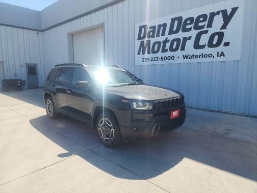 Diamond Black 2026 Jeep Cherokee LAREDO/LIMITED