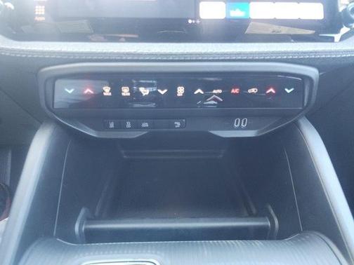 Diamond Black 2026 Jeep Cherokee LAREDO/LIMITED