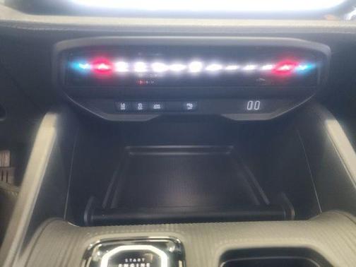 Sting Gray Clearcoat 2026 Jeep Cherokee LAREDO/LIMITED