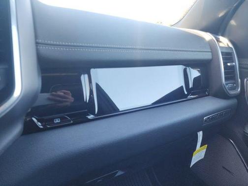 Granite Crystal Clearcoat Metallic 2026 RAM 1500 Laramie