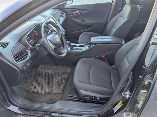 2017 Chevrolet Malibu 1LT