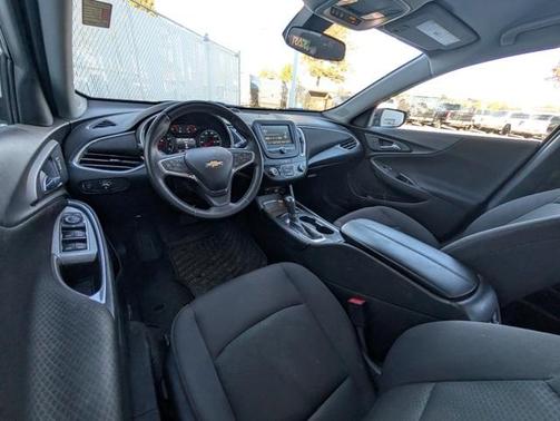 2017 Chevrolet Malibu 1LT