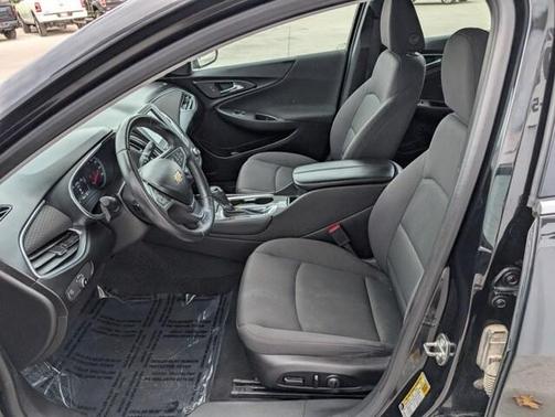 2017 Chevrolet Malibu 1LT