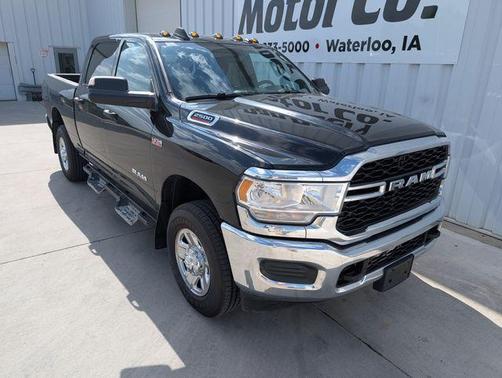 Diamond Black 2021 RAM 2500 Tradesman