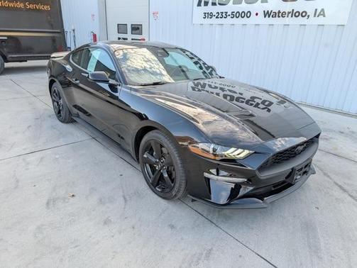 2021 Ford Mustang EcoBoost