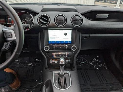 2021 Ford Mustang EcoBoost