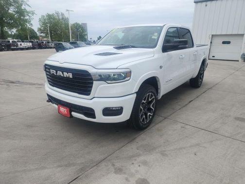 Bright White Clearcoat 2026 RAM 1500 Laramie