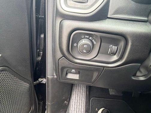 Diamond Black 2026 RAM 1500 Express