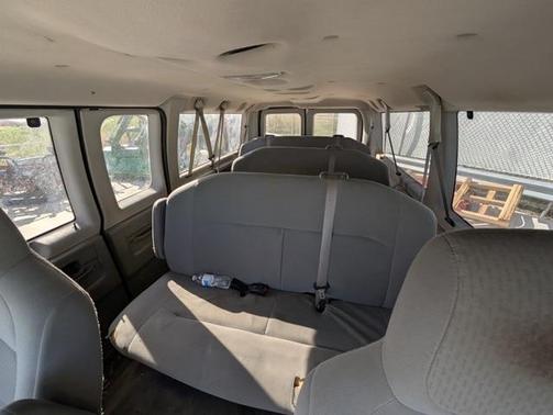 2009 Ford E350 Super Duty XLT