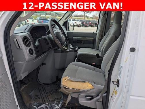 2009 Ford E350 Super Duty XLT