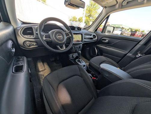 Black Clearcoat 2023 Jeep Renegade Latitude
